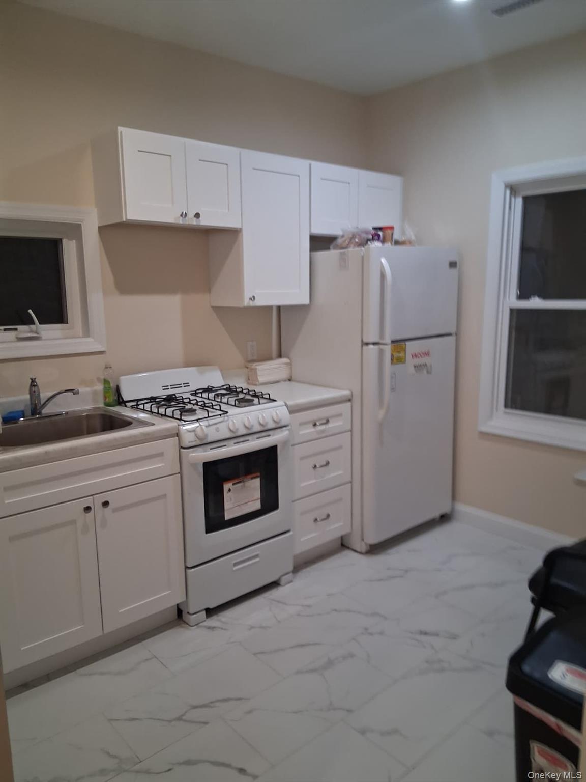 #16 photo, 601 E 226th Street, Bronx , NY 10466