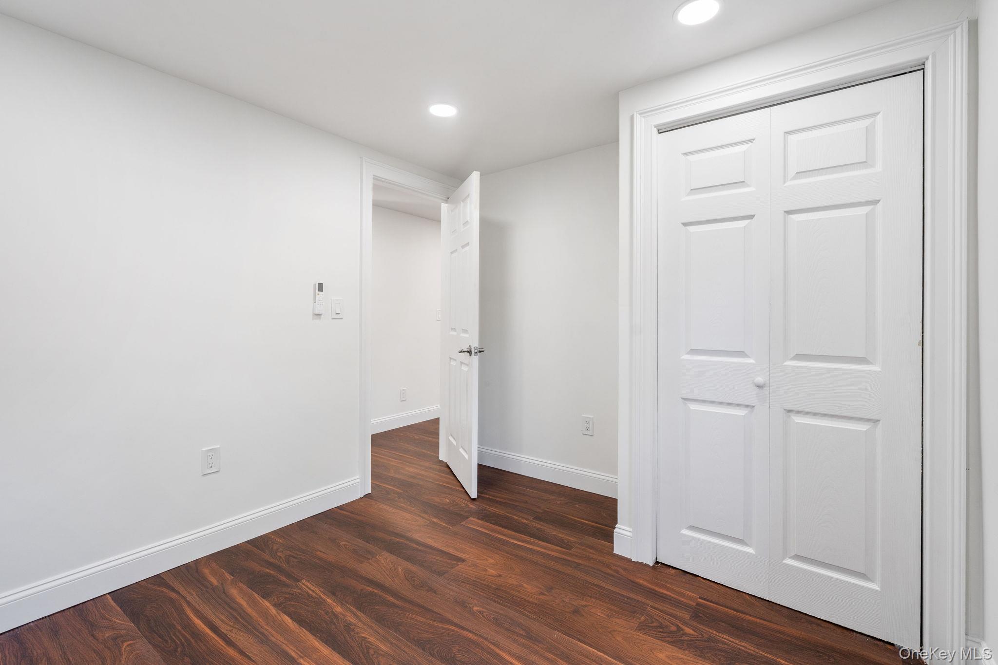 #11 photo, 43 Oxford Circle, Loch Sheldrake , NY 12759