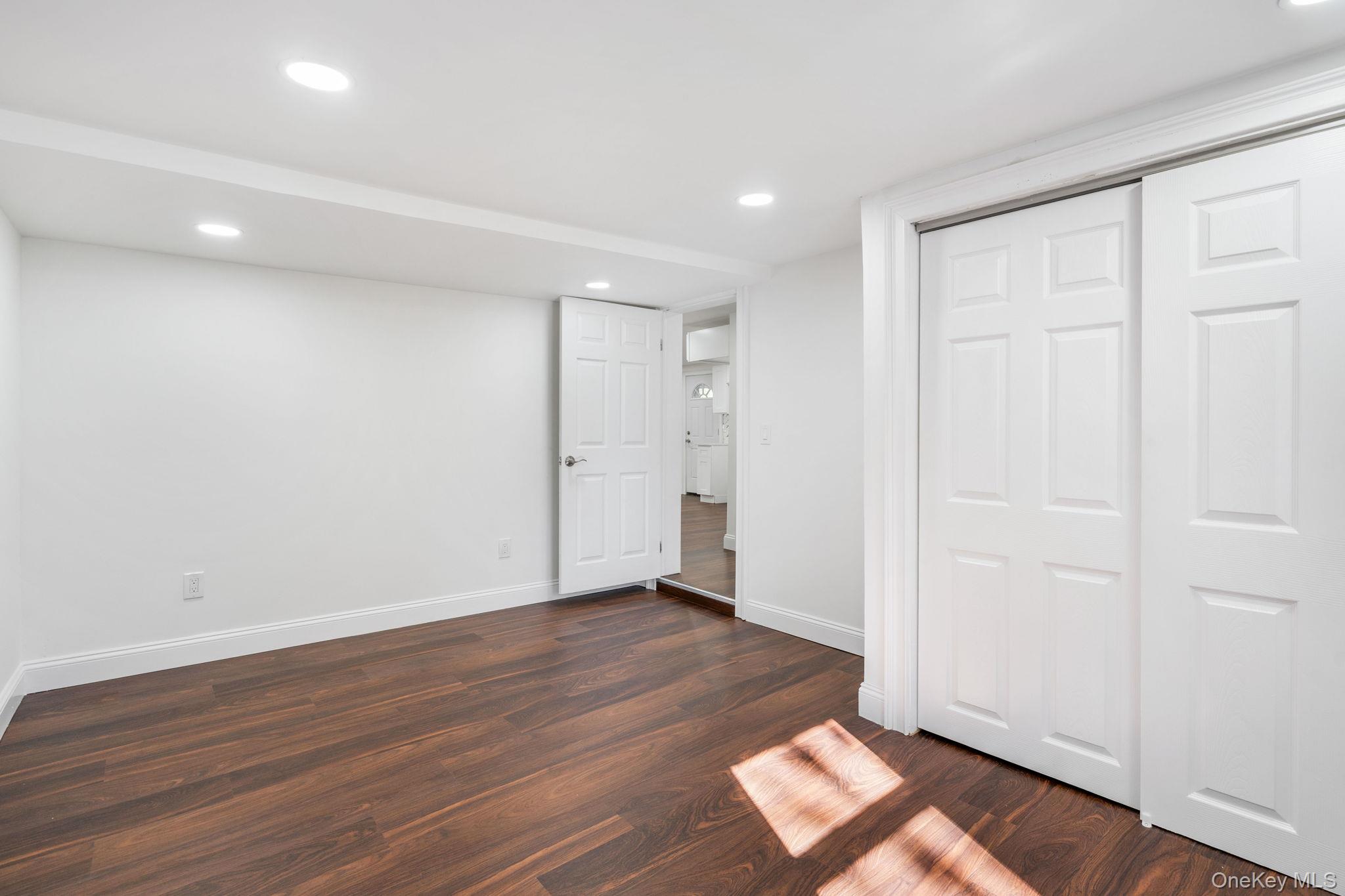 #14 photo, 43 Oxford Circle, Loch Sheldrake , NY 12759