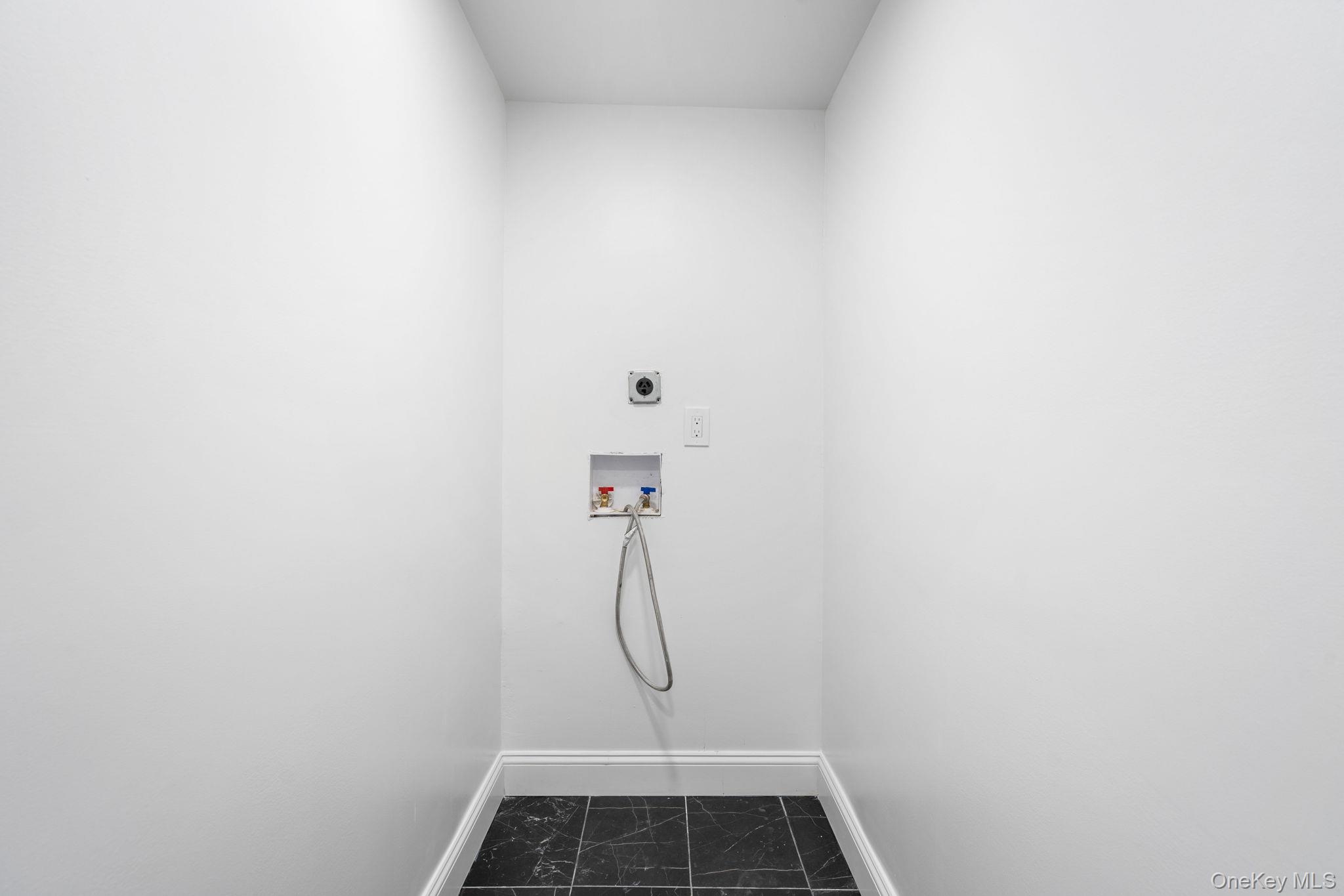 #18 photo, 43 Oxford Circle, Loch Sheldrake , NY 12759