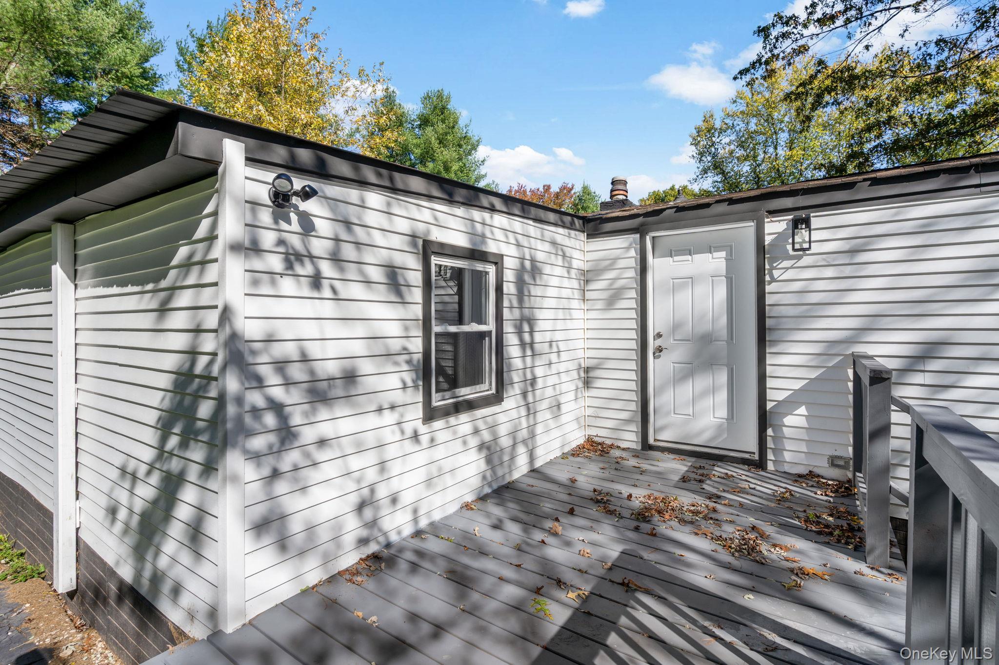 #4 photo, 43 Oxford Circle, Loch Sheldrake , NY 12759