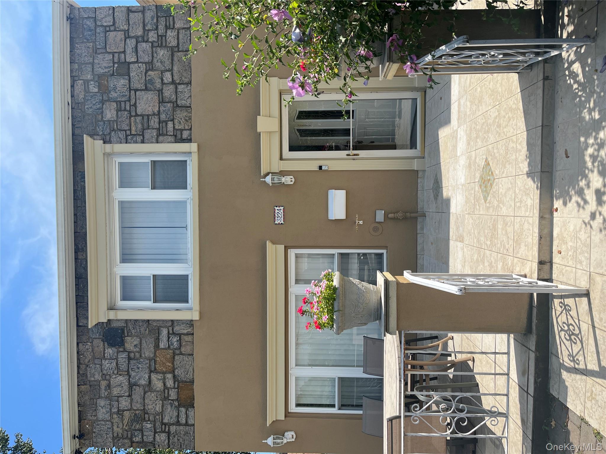 #1 photo, 3224 Lafayette Avenue, Bronx , NY 10465