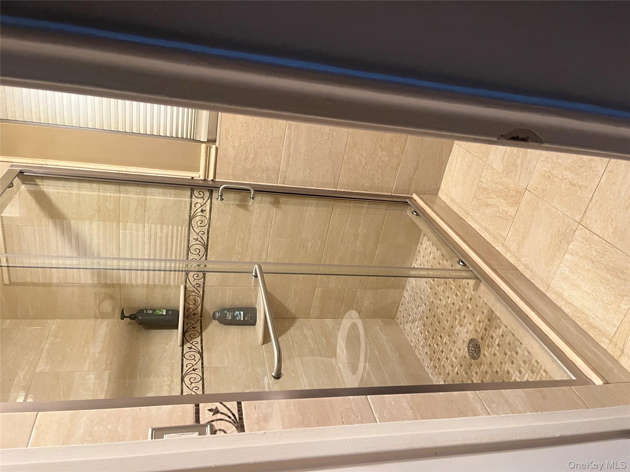 #4 photo, 3224 Lafayette Avenue, Bronx , NY 10465