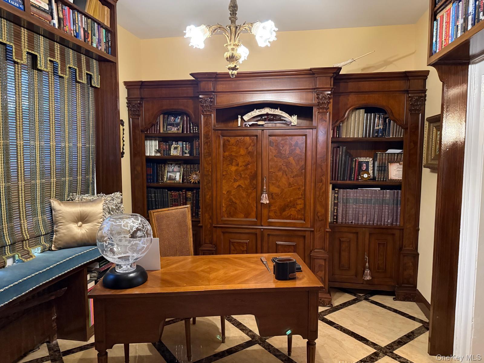 #12 photo, 365 Broadway, Lawrence , NY 11559