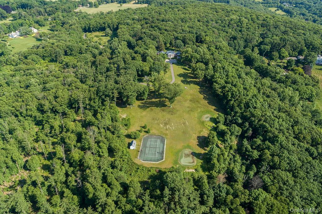 #17 photo, 77 Oregon Road, Bedford Corners , NY 10549