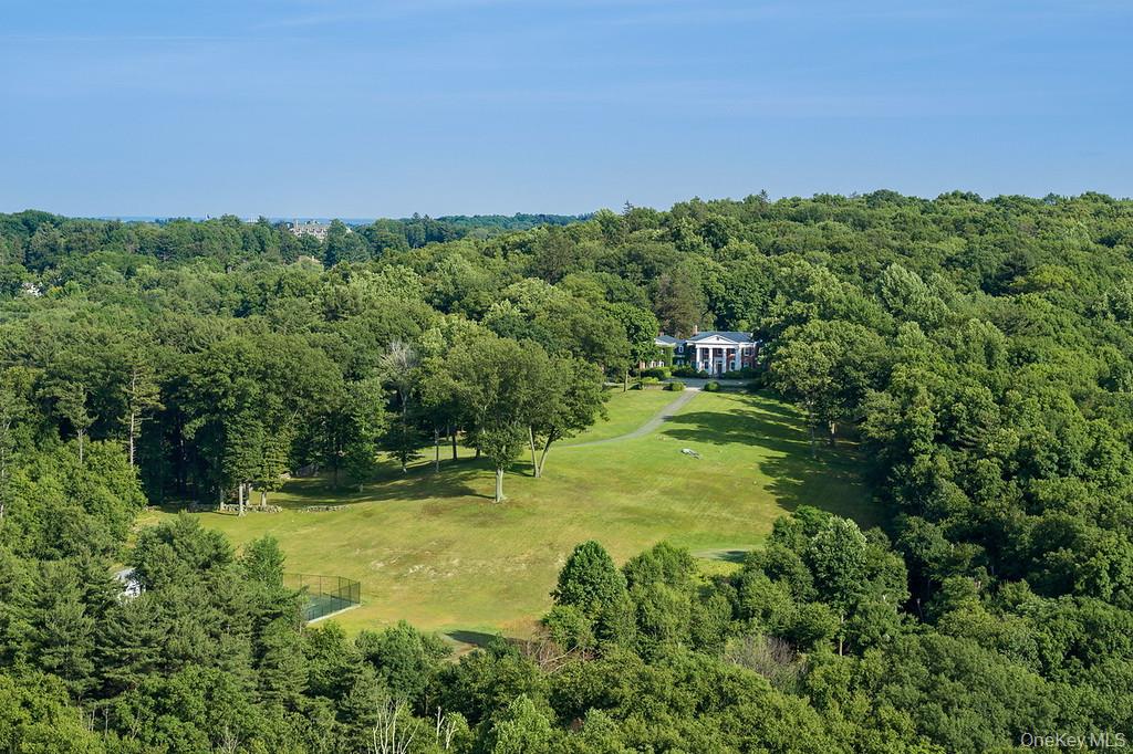 #5 photo, 77 Oregon Road, Bedford Corners , NY 10549