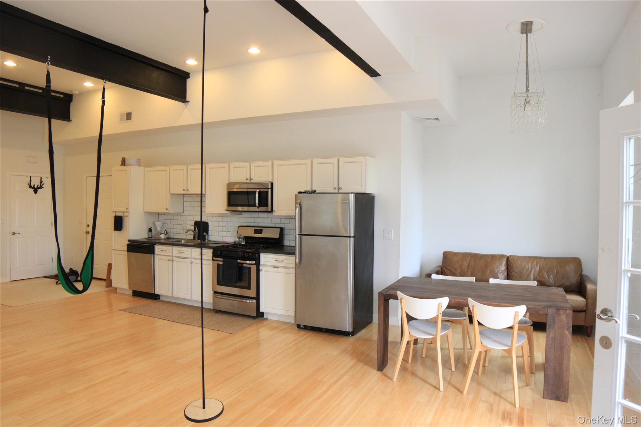 #7 photo, 217 MAIN, Beacon , NY 12508