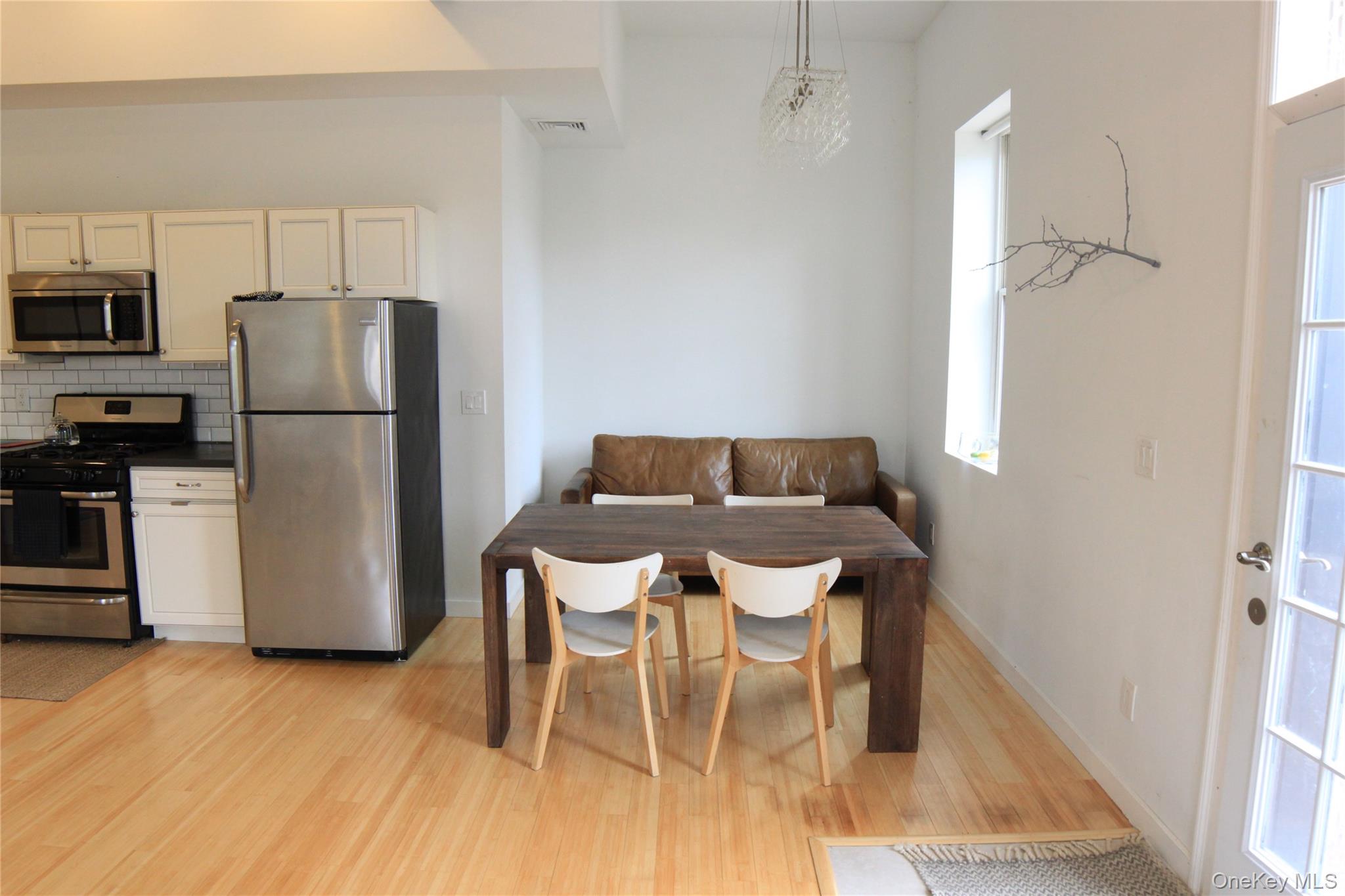 #8 photo, 217 MAIN, Beacon , NY 12508