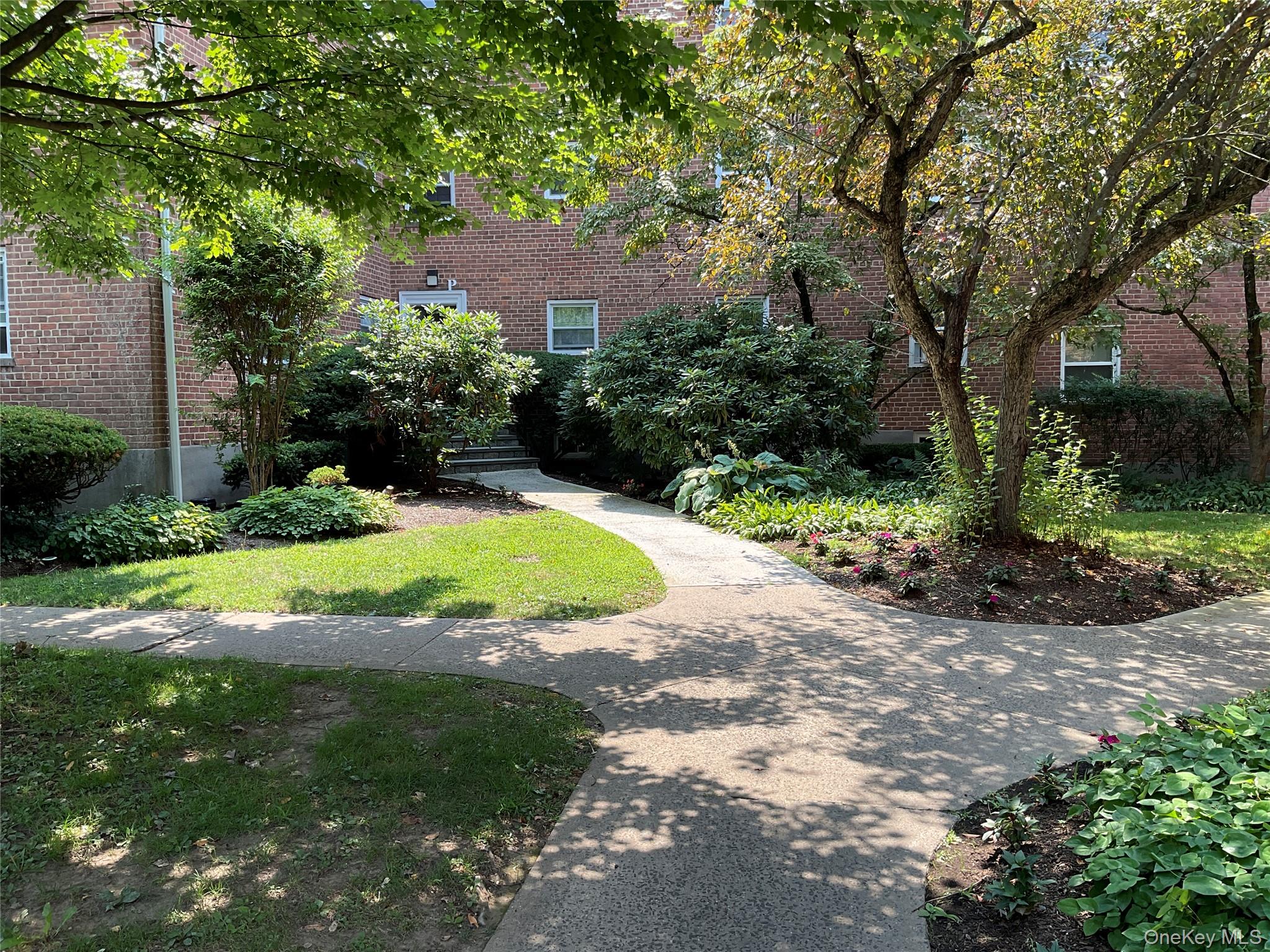 #3 photo, 320 S Broadway, Tarrytown , NY 10591