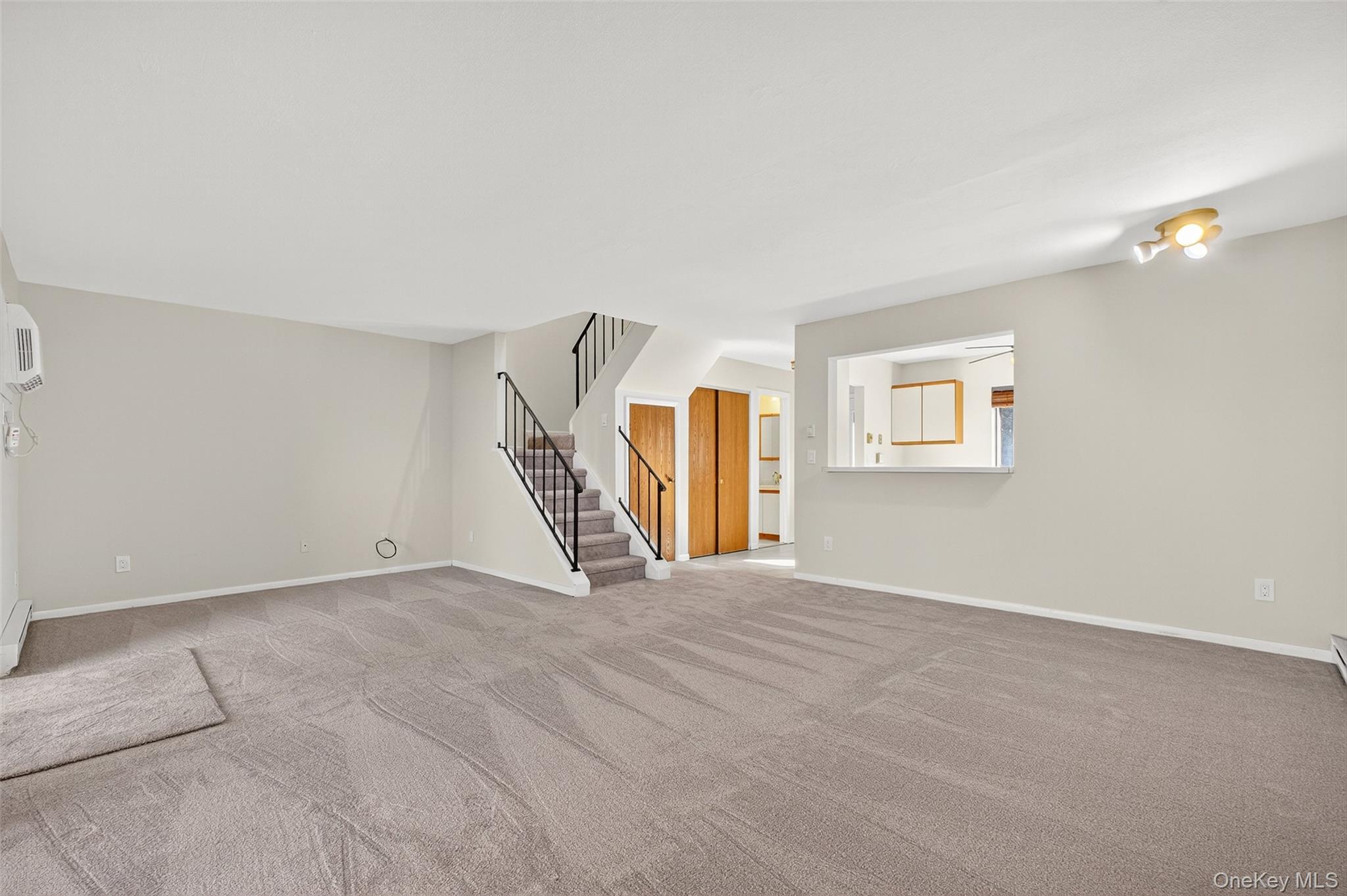 #10 photo, 28 Hudson Heights Drive, Poughkeepsie , NY 12601