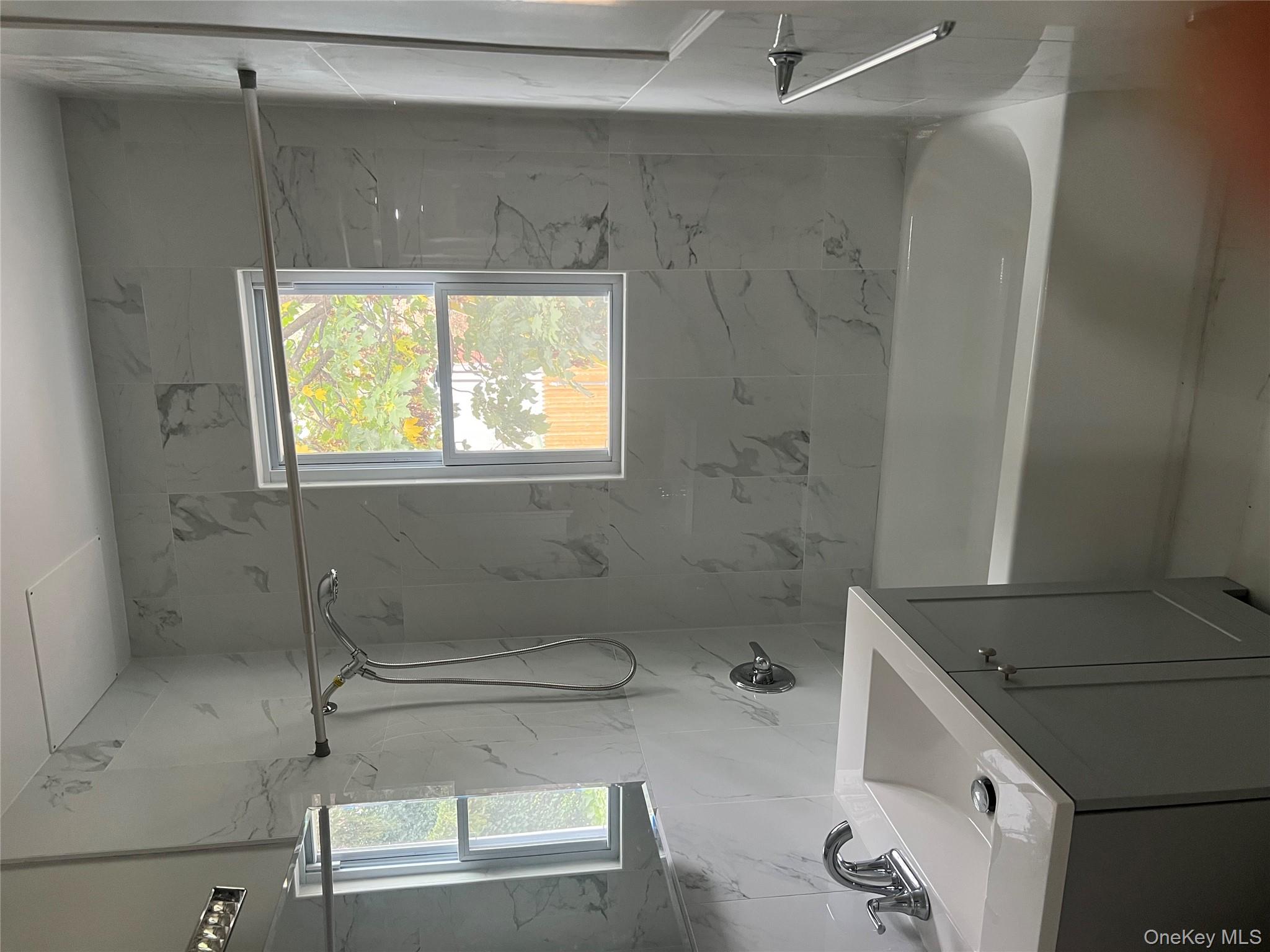 #5 photo, 59-33 48th Avenue, Woodside , NY 11377