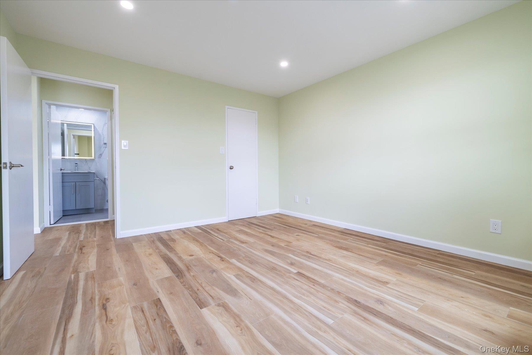 #15 photo, 360 Shore Road, Long Beach , NY 11561