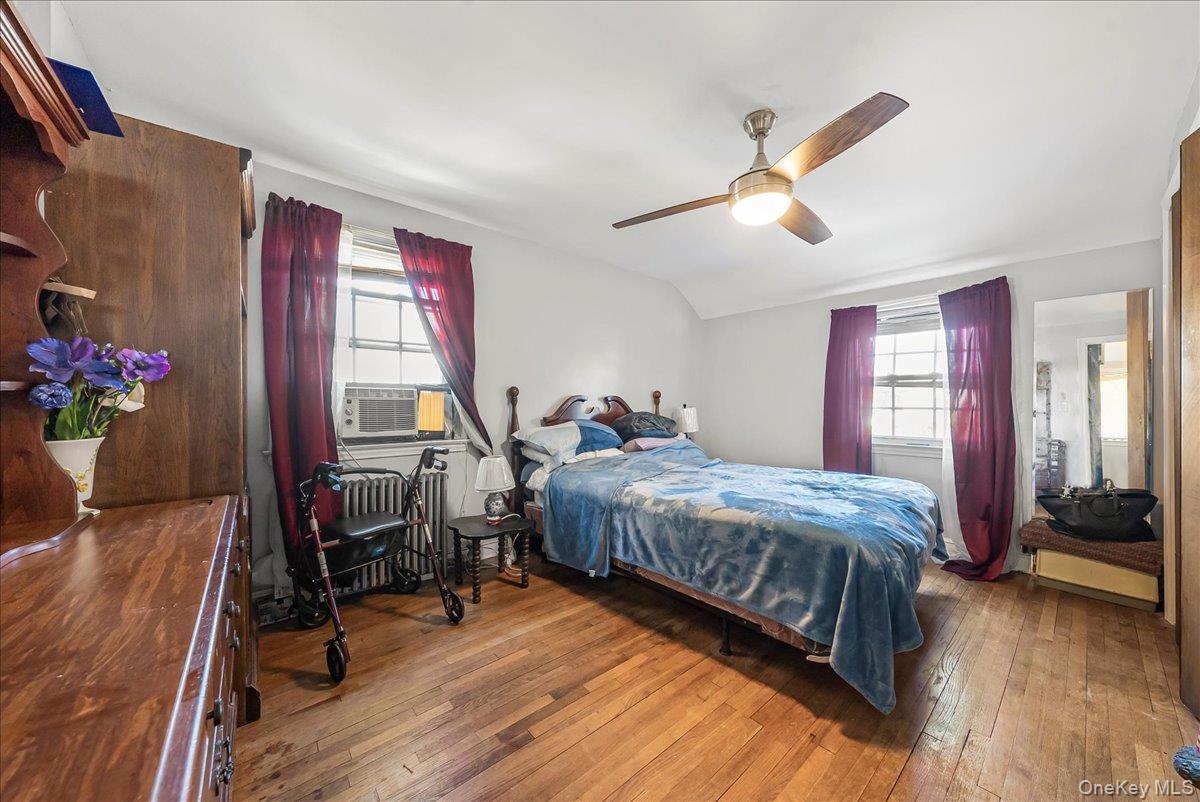 #18 photo, 51 Meadowbrook Road, Hempstead , NY 11550