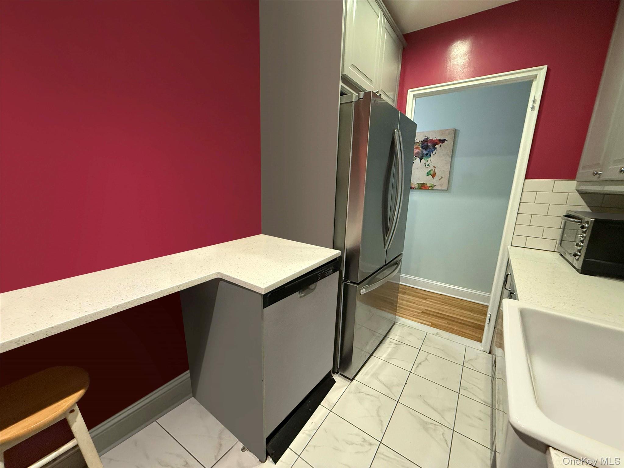 #5 photo, 76-10 34th Avenue, Jackson Heights , NY 11372