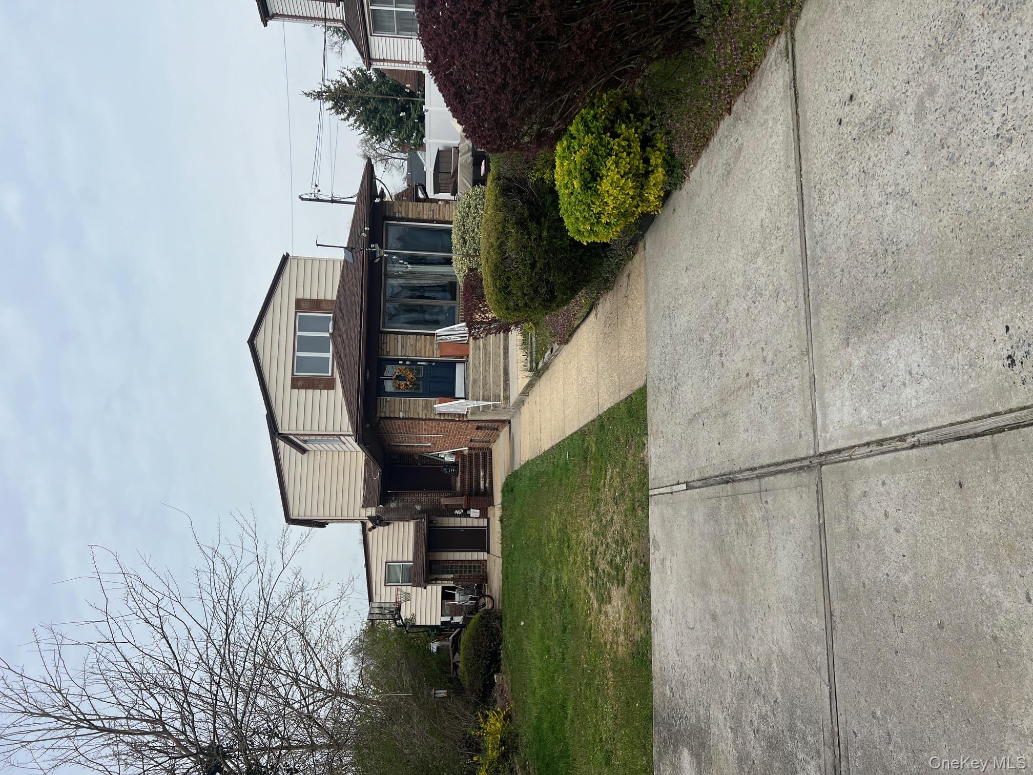 #1 photo, 240 Oakley Avenue, Hempstead , NY 11003
