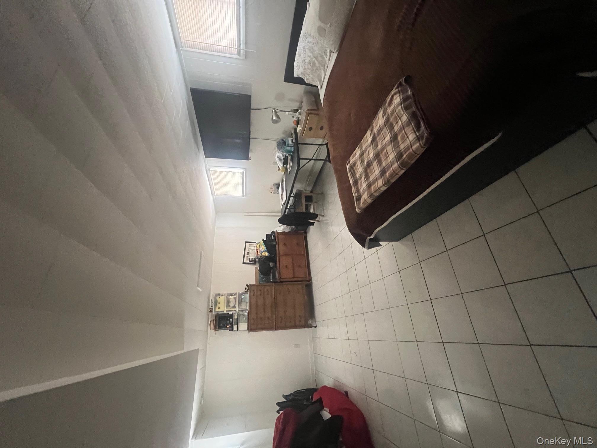 #7 photo, 240 Oakley Avenue, Hempstead , NY 11003