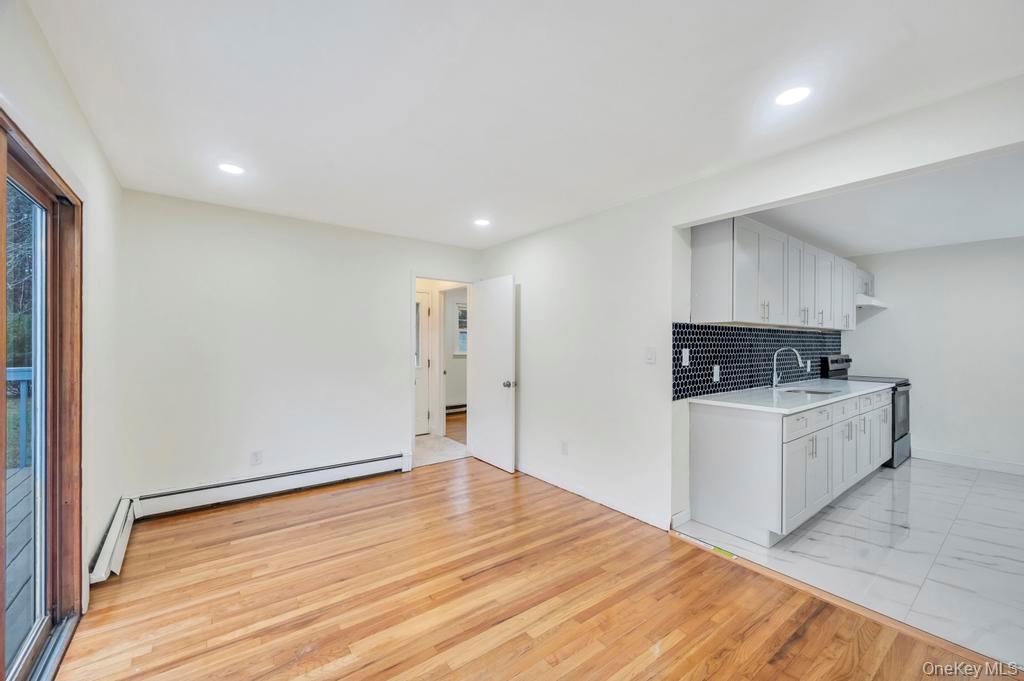 #10 photo, 468 Ferndale Boulevard, Islip , NY 11751