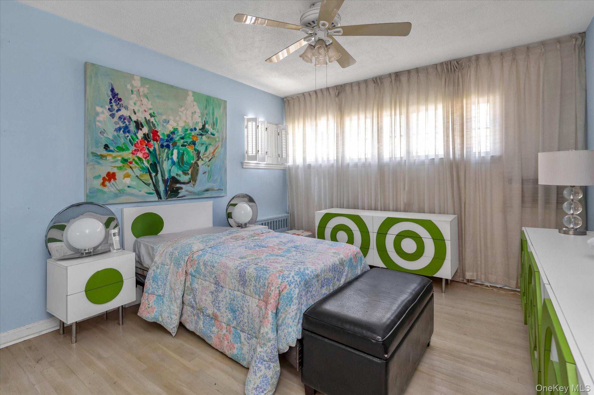 #13 photo, 214-40 24th Avenue, Bayside , NY 11360