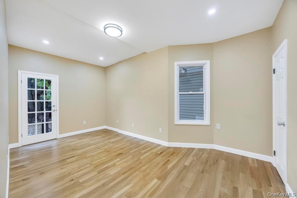 #11 photo, 10535 135th Street, Richmond Hill S. , NY 11419