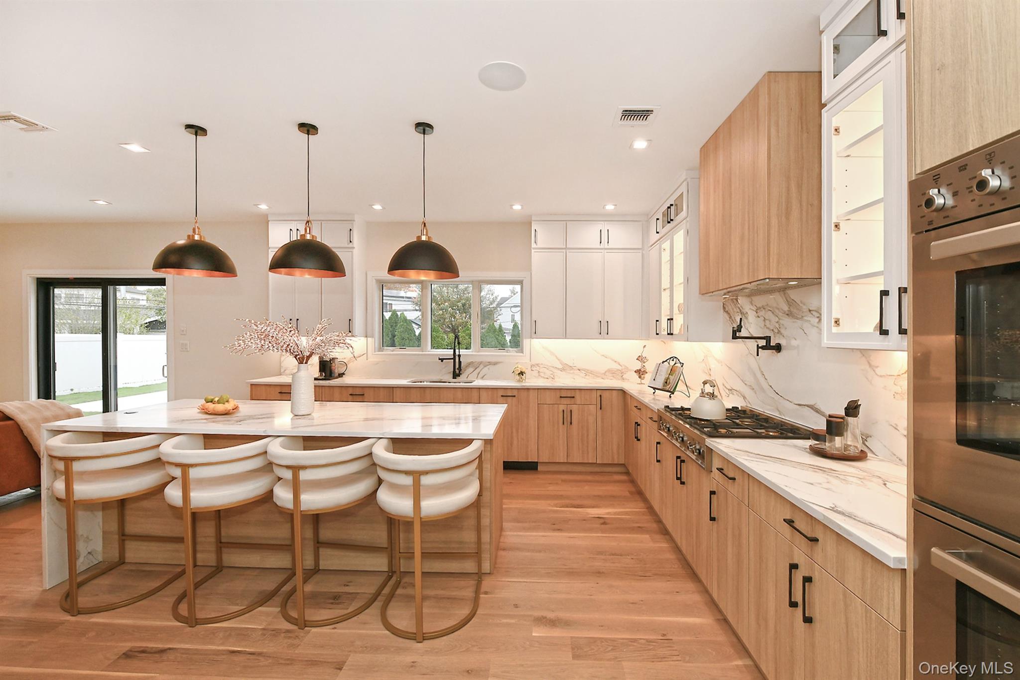 #15 photo, 39 Forest Lane, Westbury , NY 11590