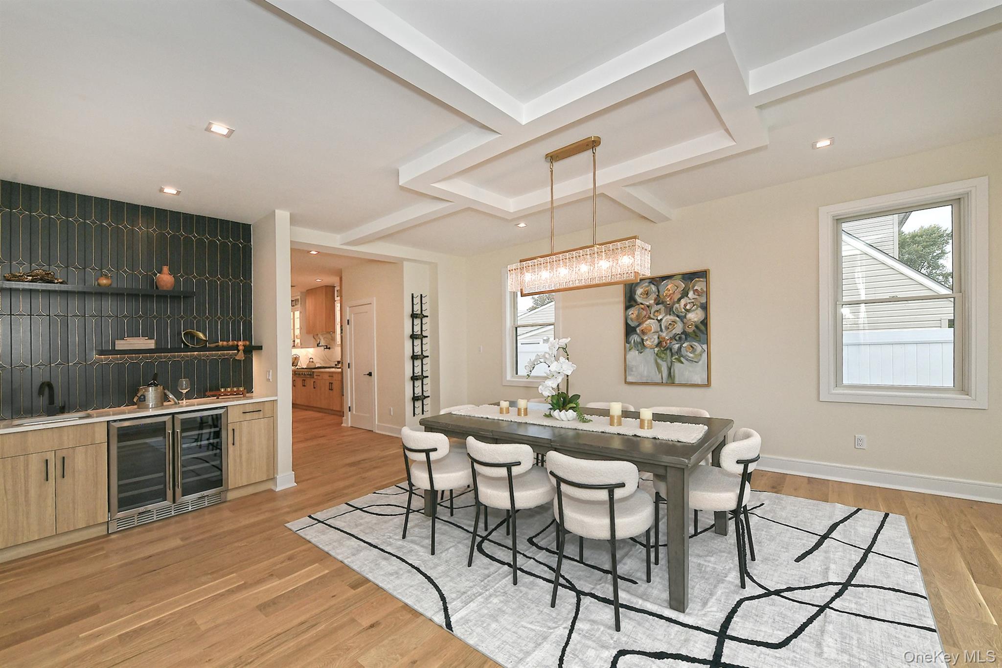 #20 photo, 39 Forest Lane, Westbury , NY 11590