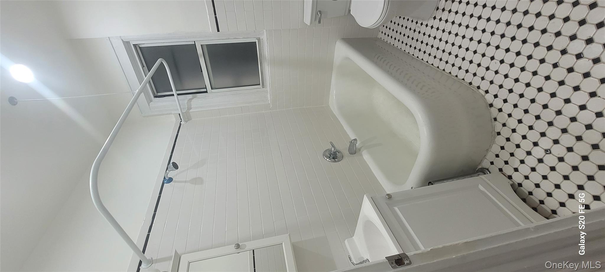 #6 photo, 238-05 Braddock Avenue, Bellerose , NY 11426