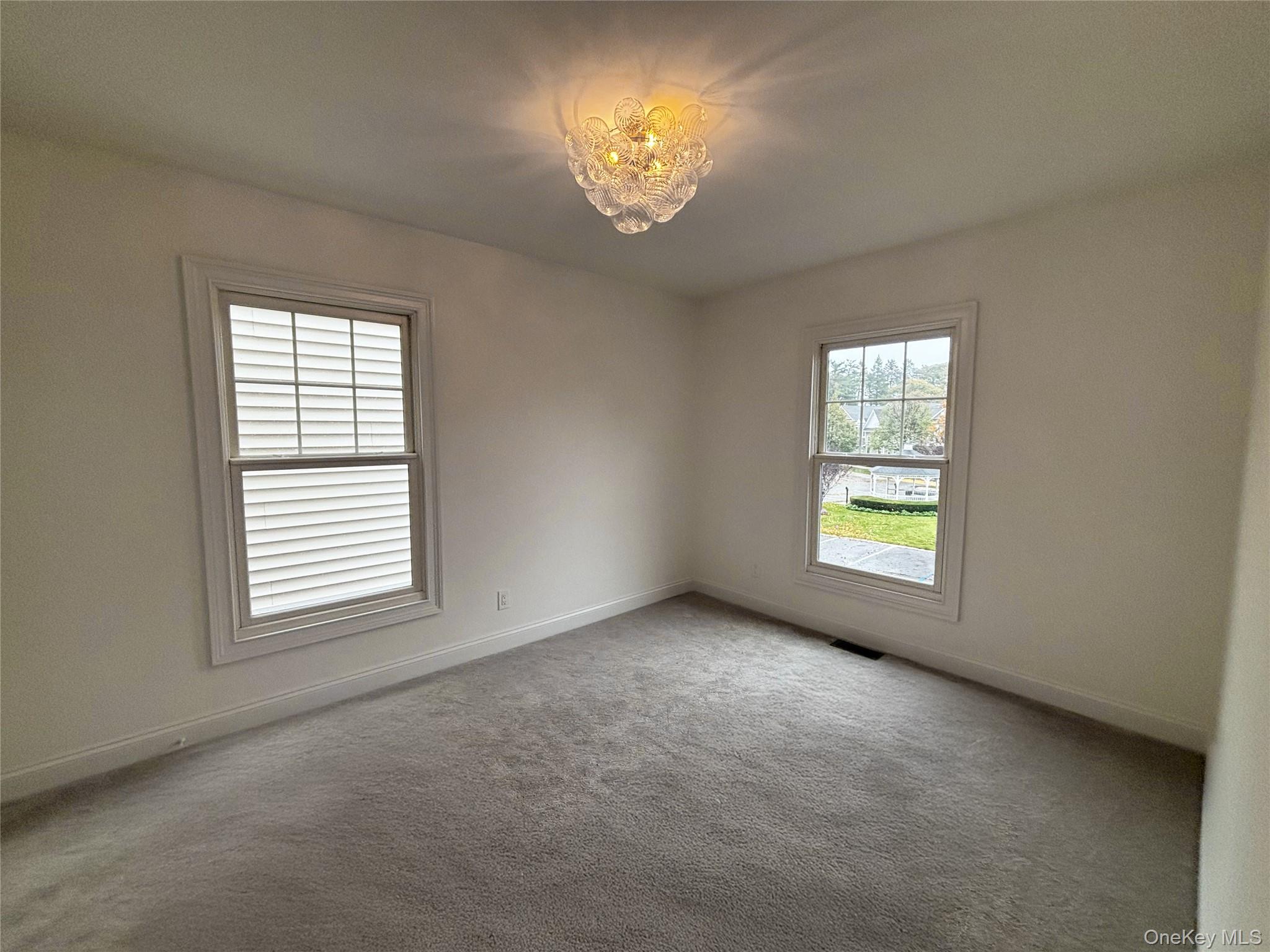 #8 photo, 471 Pacing Way, Westbury , NY 11590