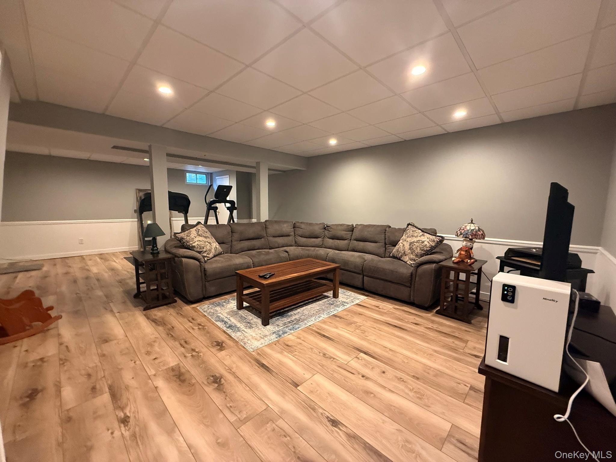 #18 photo, 40 Winnecomac Circle, Kings Park , NY 11754