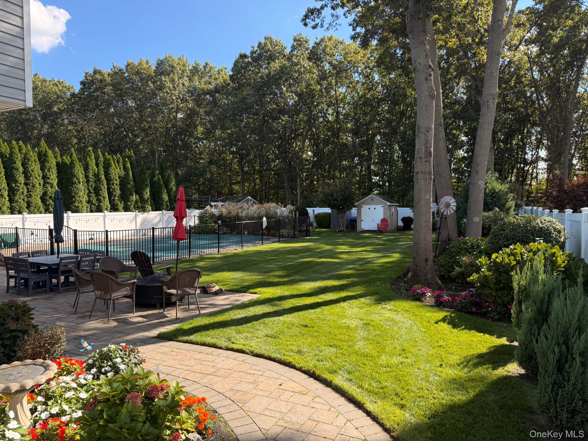 #20 photo, 40 Winnecomac Circle, Kings Park , NY 11754