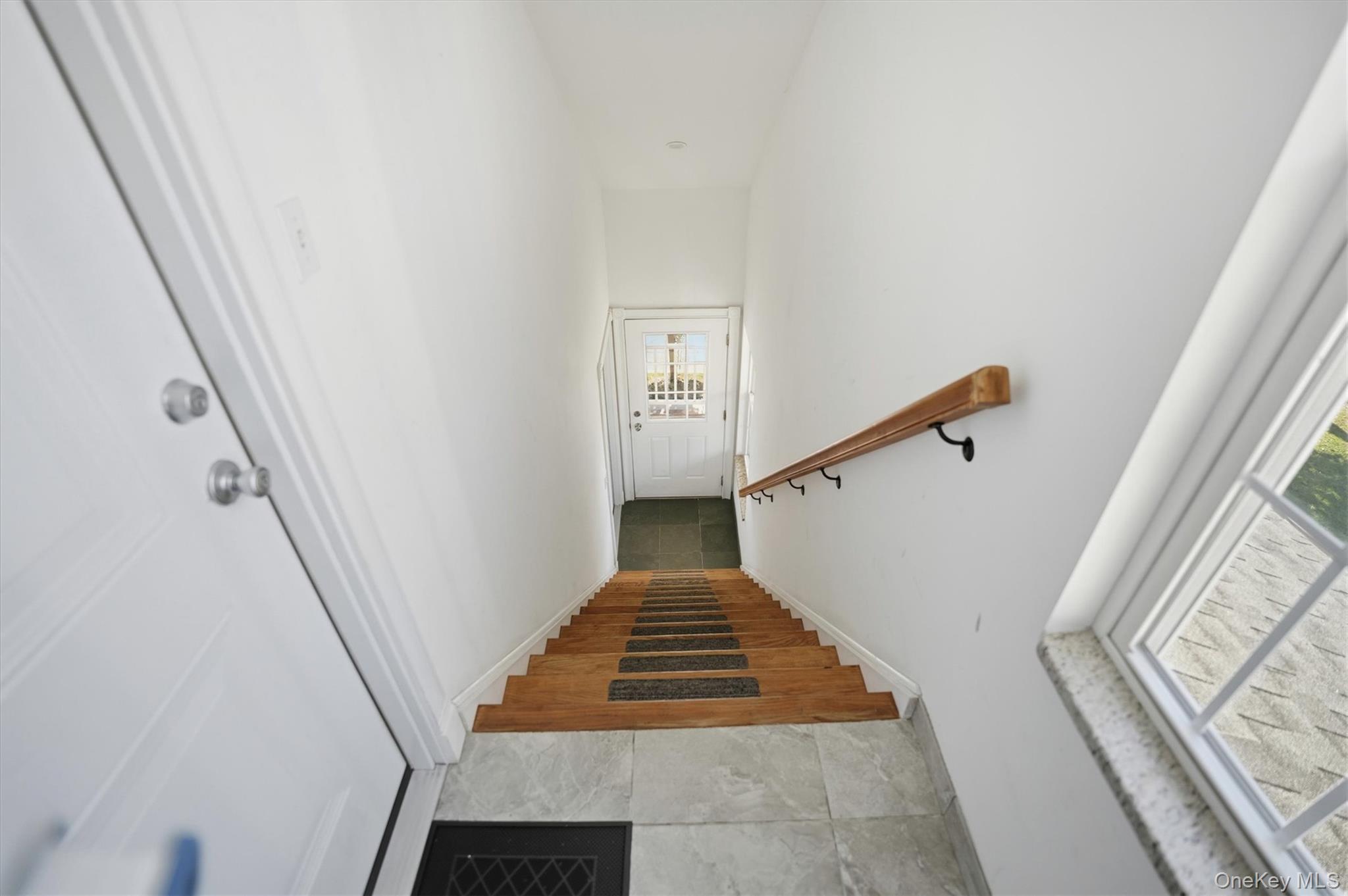 #11 photo, 36 Carney Street, Glen Cove , NY 11542