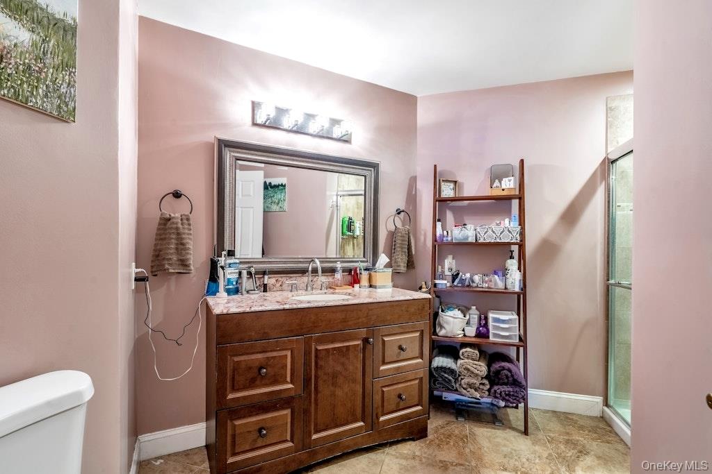 #16 photo, 128 Cinnamon Court, Melville , NY 11747