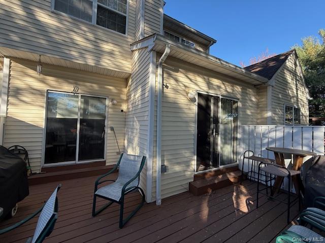 #2 photo, 128 Cinnamon Court, Melville , NY 11747