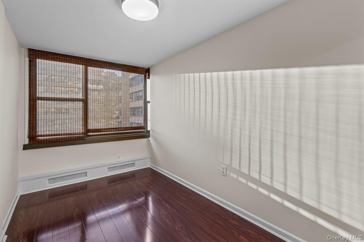 #17 photo, 168-11 12th Avenue, Beechhurst , NY 11357