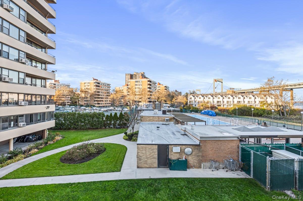 #19 photo, 168-11 12th Avenue, Beechhurst , NY 11357