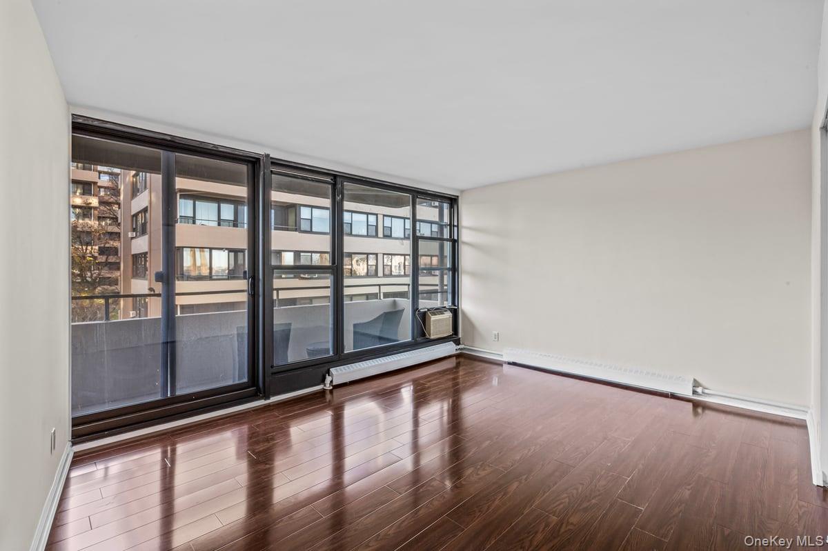 #9 photo, 168-11 12th Avenue, Beechhurst , NY 11357