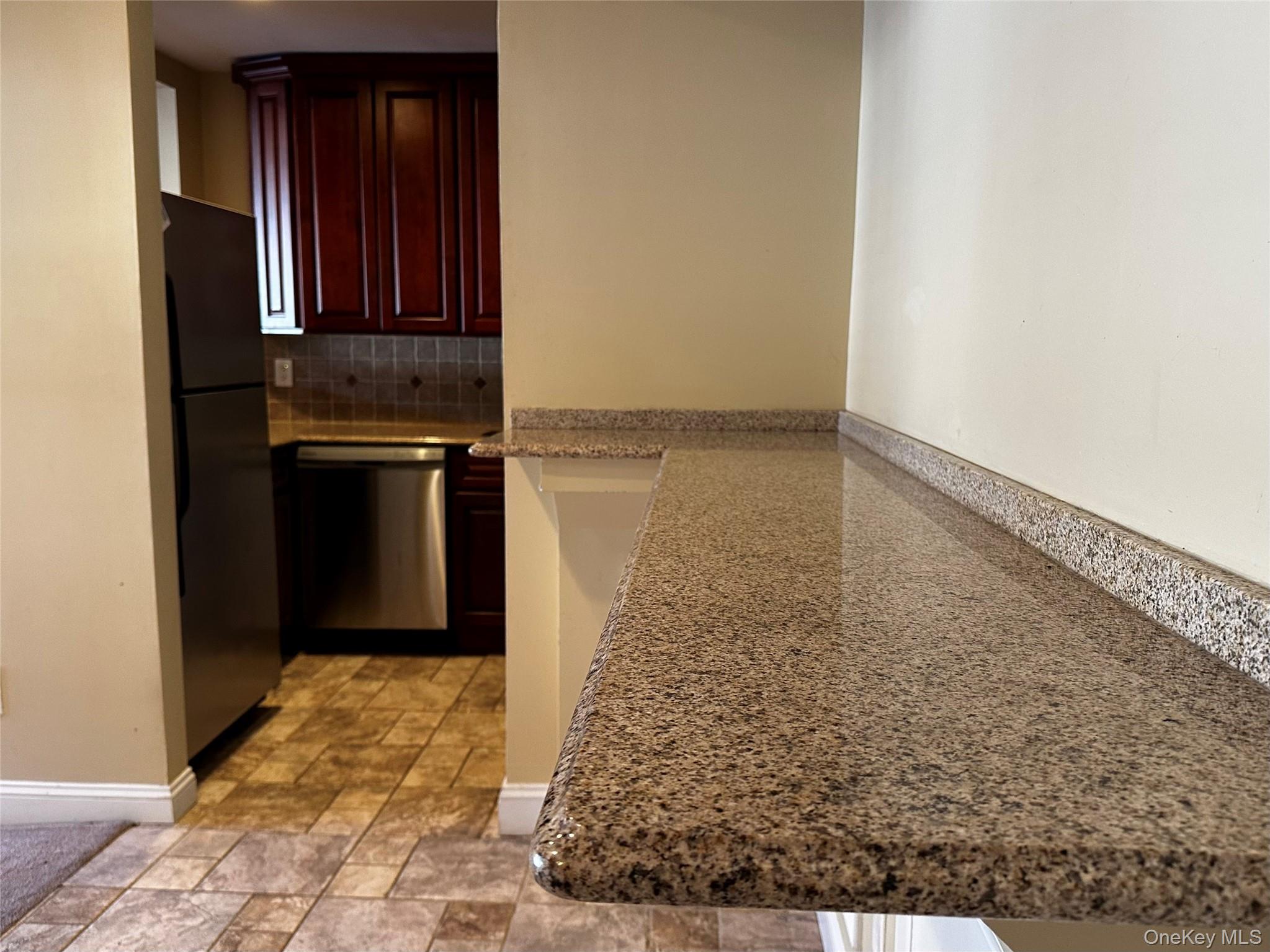 #3 photo, 83 Bailey Court, Middle Island , NY 11953