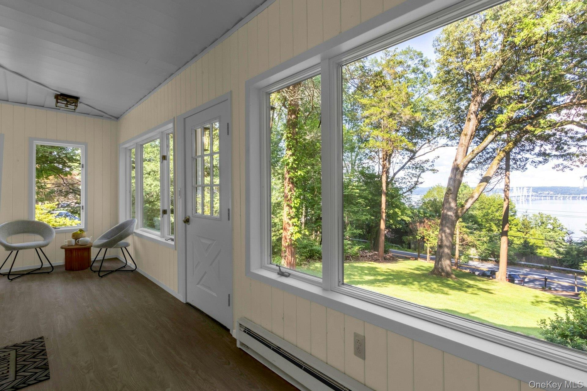 #20 photo, 1002 Route 9W, Nyack , NY 10960