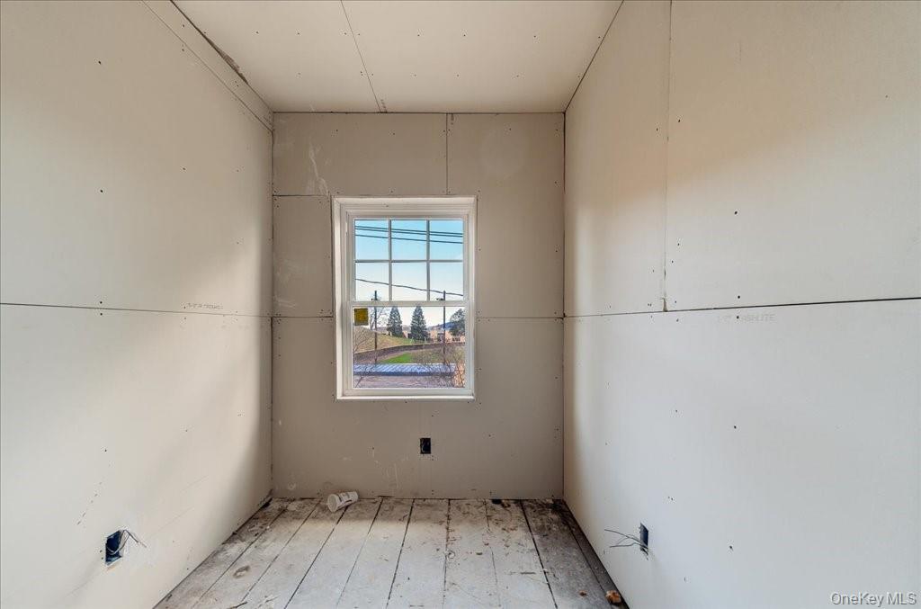 #15 photo, 255 Powell Avenue, Newburgh , NY 12550