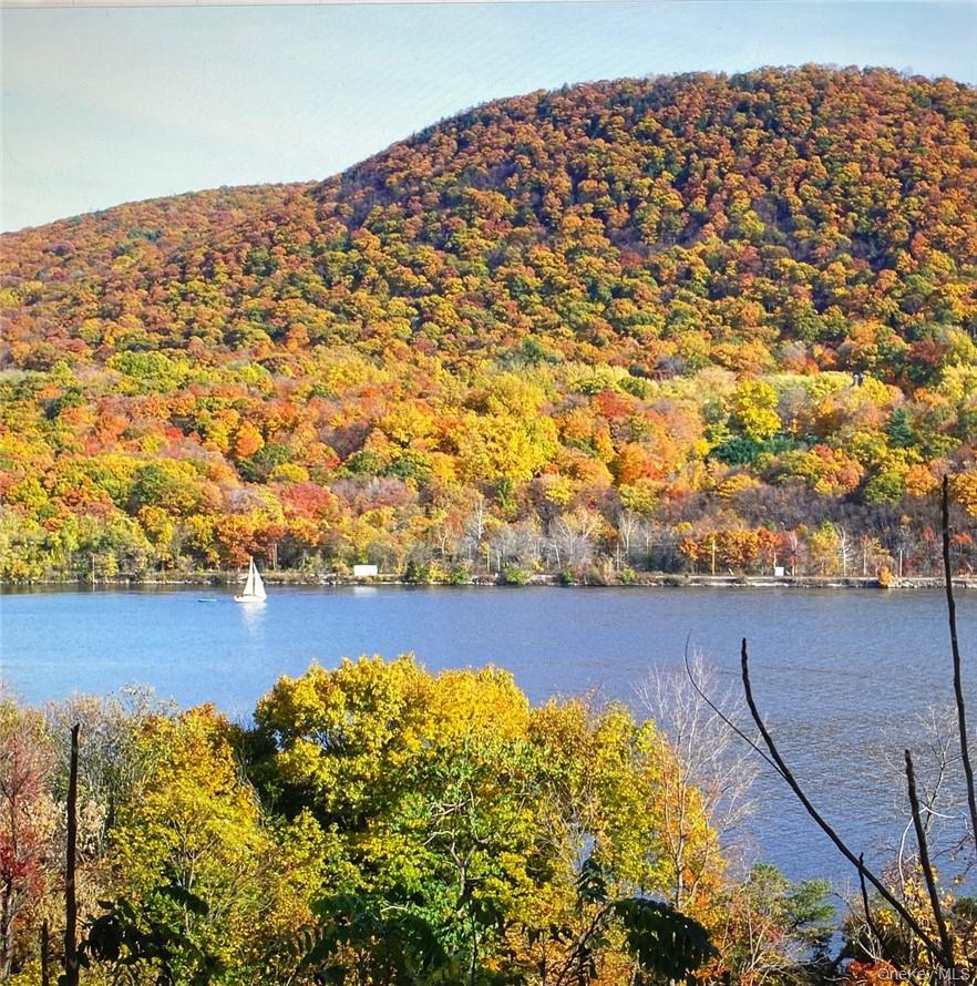 #19 photo, 255 Powell Avenue, Newburgh , NY 12550