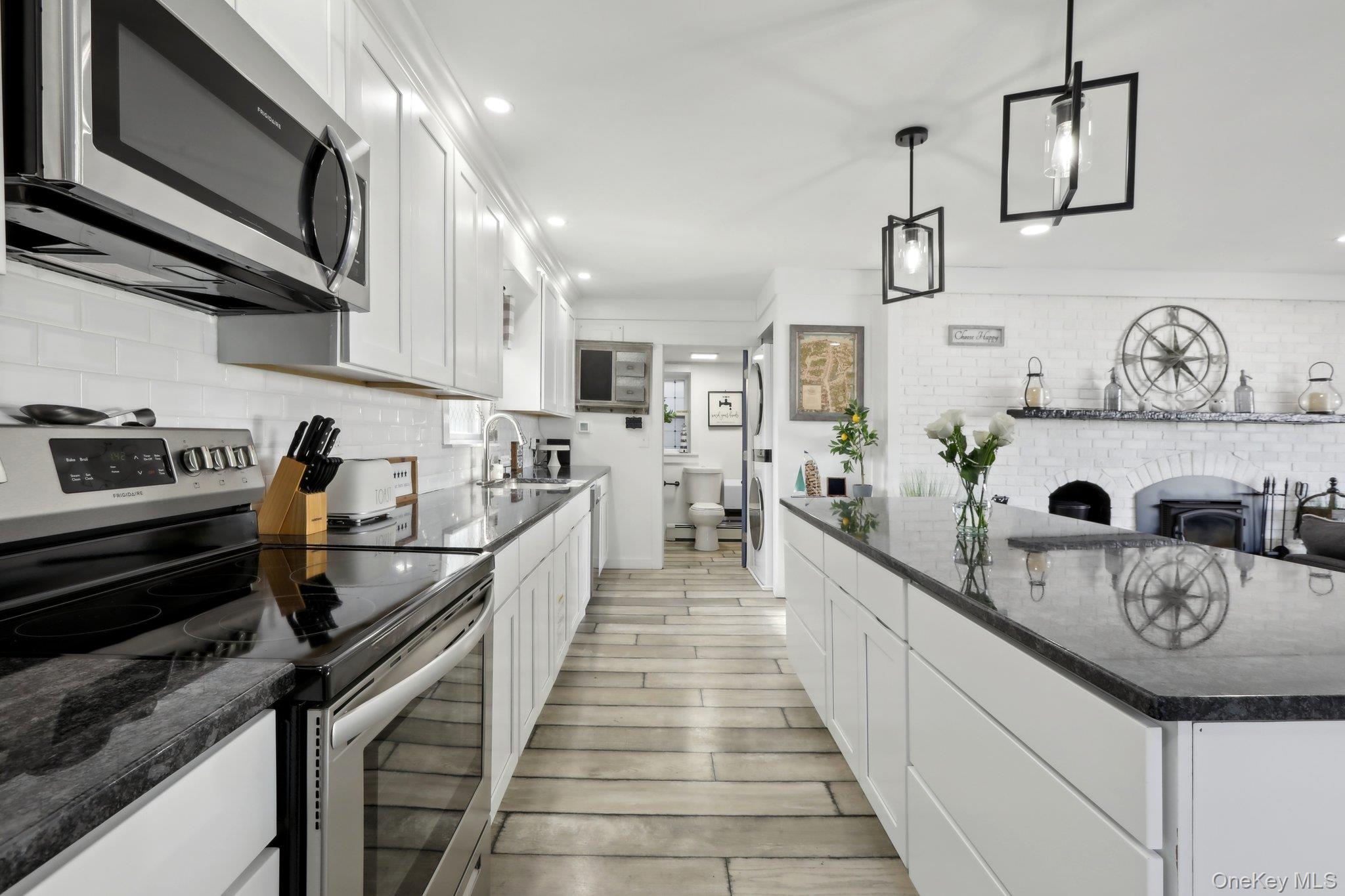 #13 photo, 24 Woodlands Terrace, Greenwood Lake , NY 10925