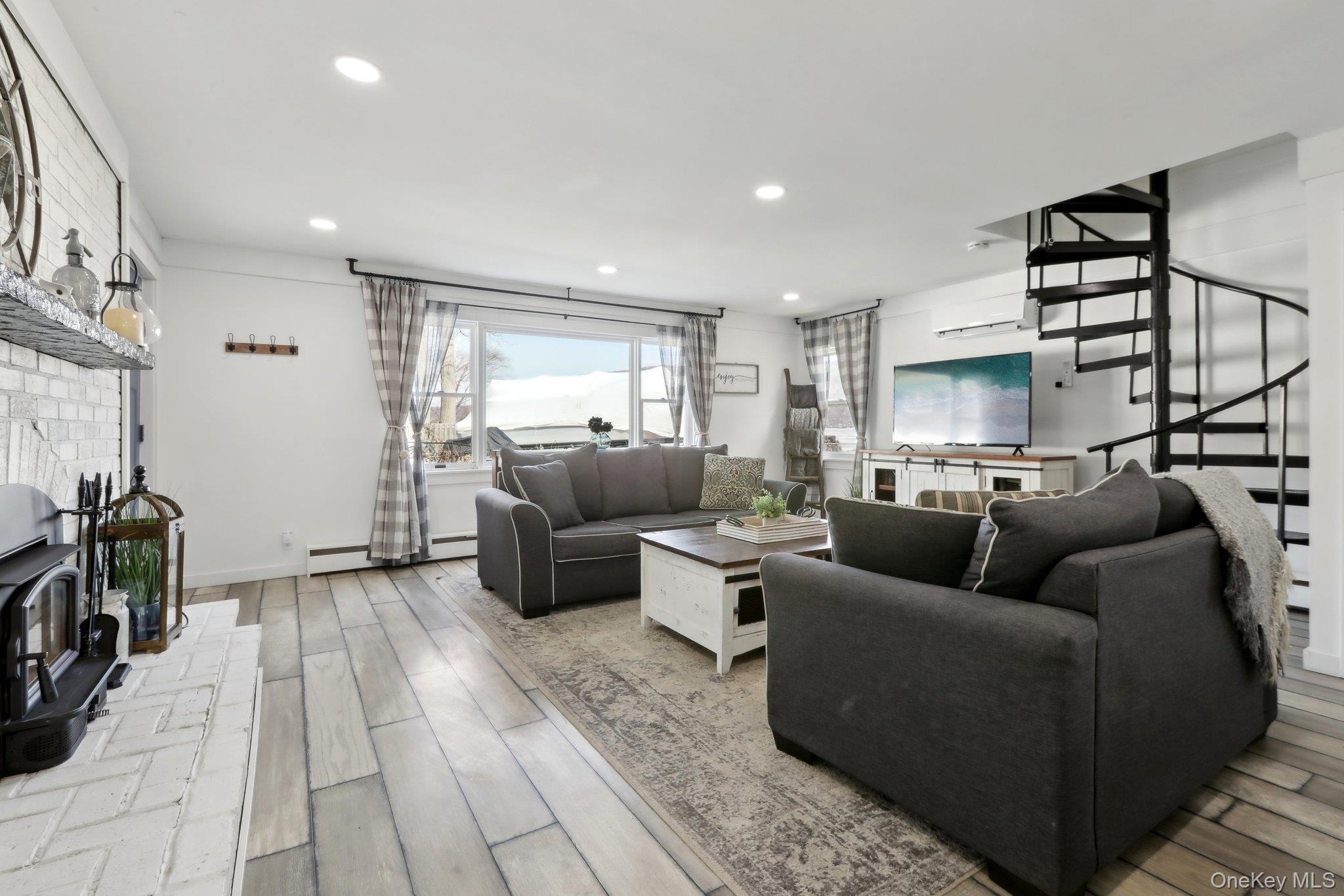 #17 photo, 24 Woodlands Terrace, Greenwood Lake , NY 10925