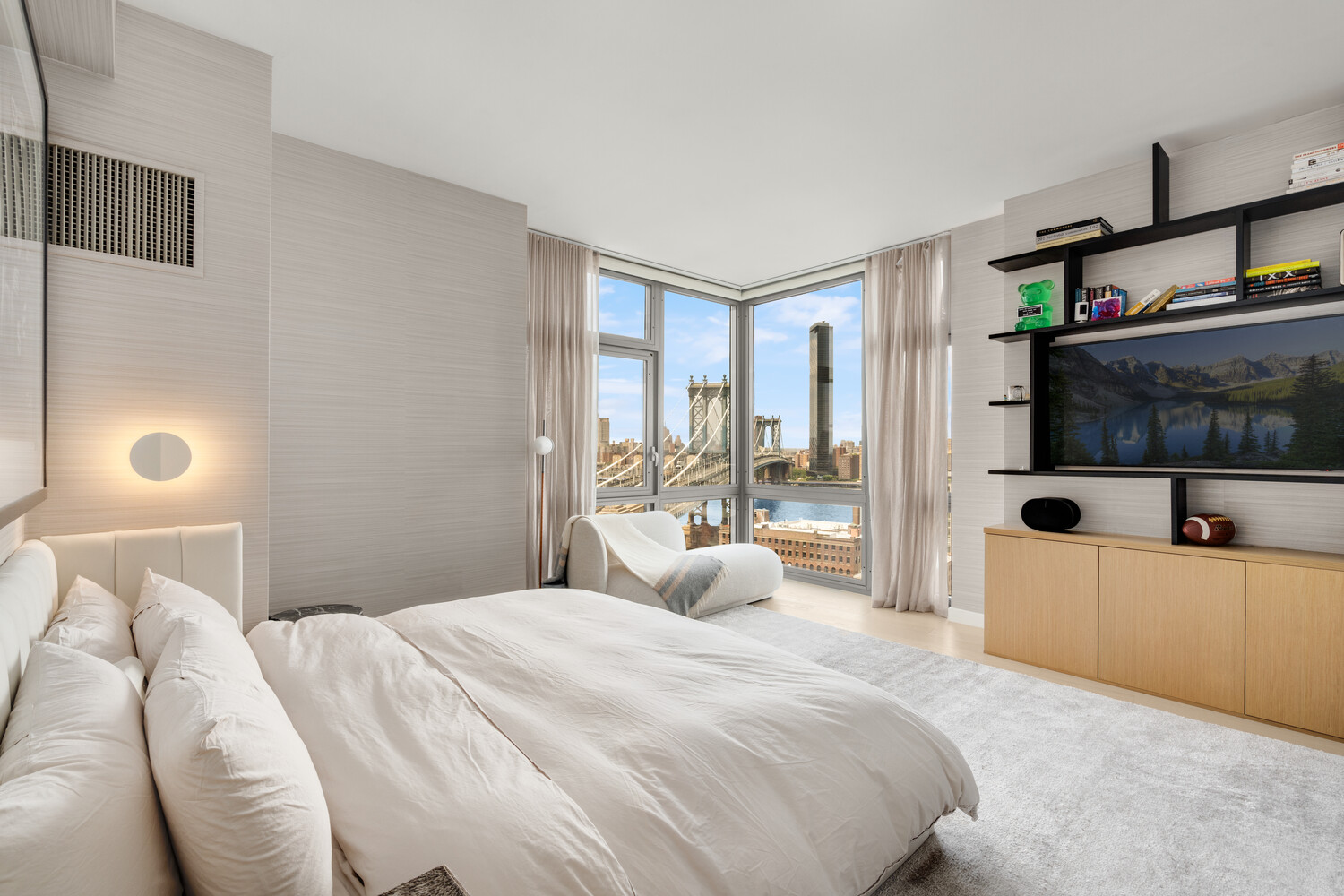 #5 photo, 100 JAY Street, DUMBO , NY 11201