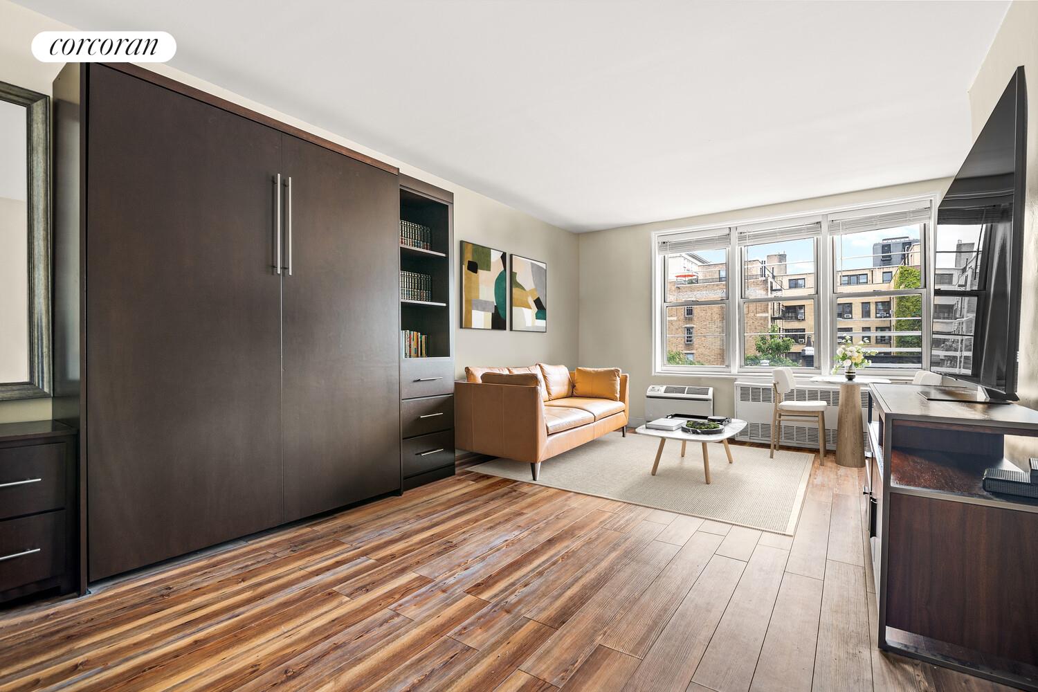 #1 photo, 130 HICKS Street, Brooklyn Heights , NY 11201