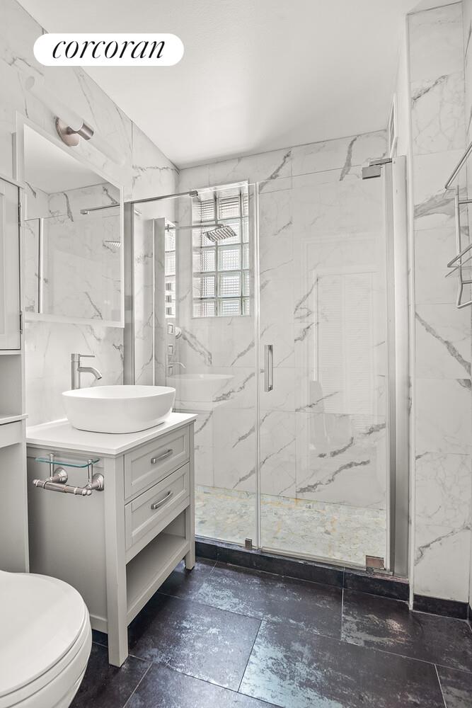 #7 photo, 130 HICKS Street, Brooklyn Heights , NY 11201