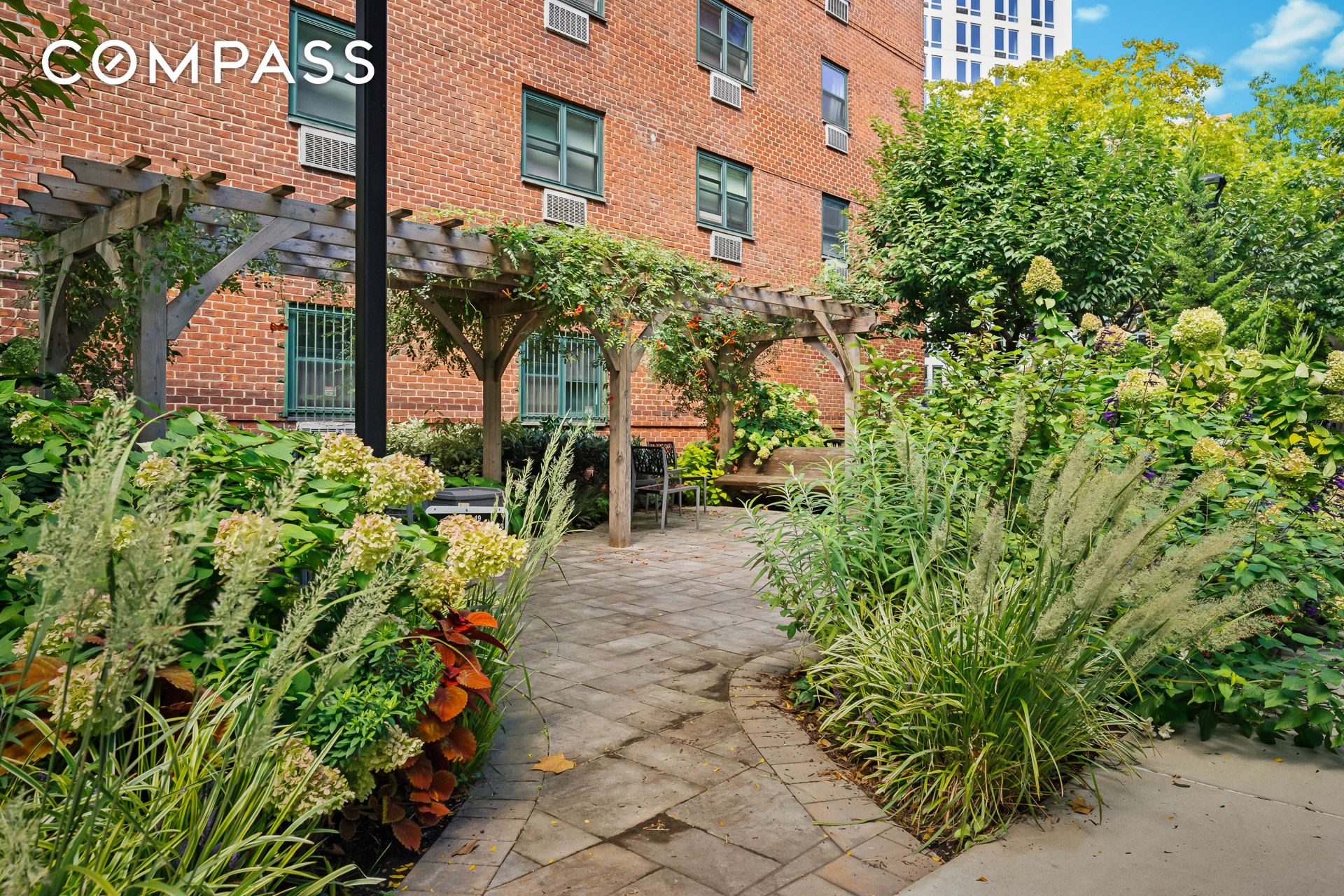 #16 photo, 175 Willoughby Street, Downtown Brooklyn , NY 11201