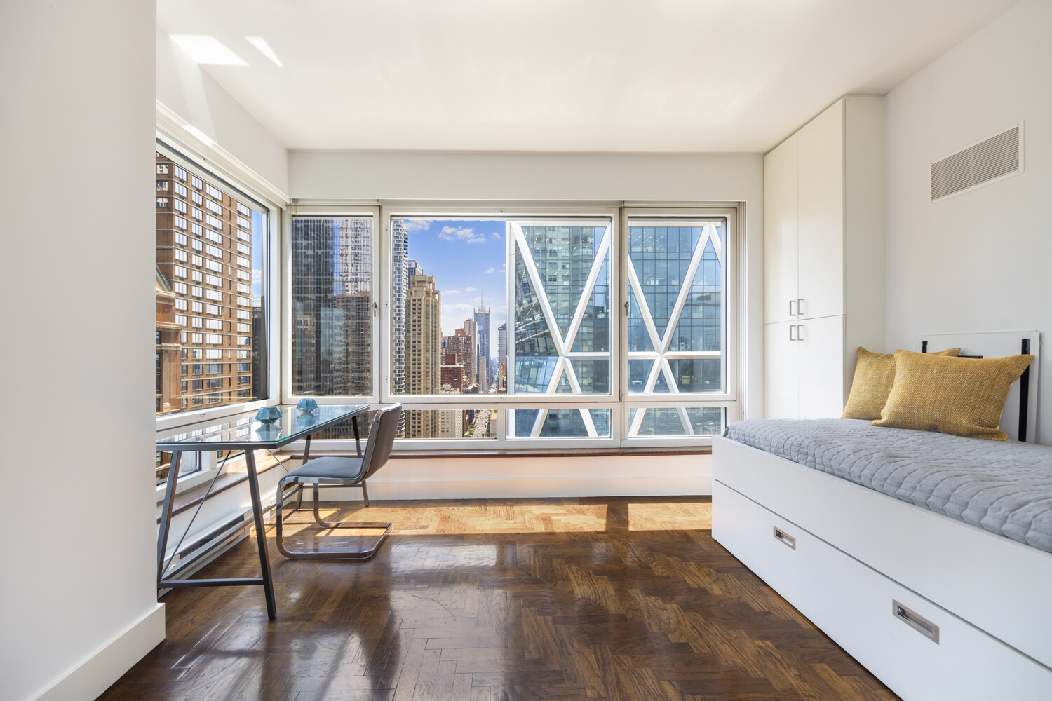 #8 photo, New York City, Hells Kitchen , NY 10019