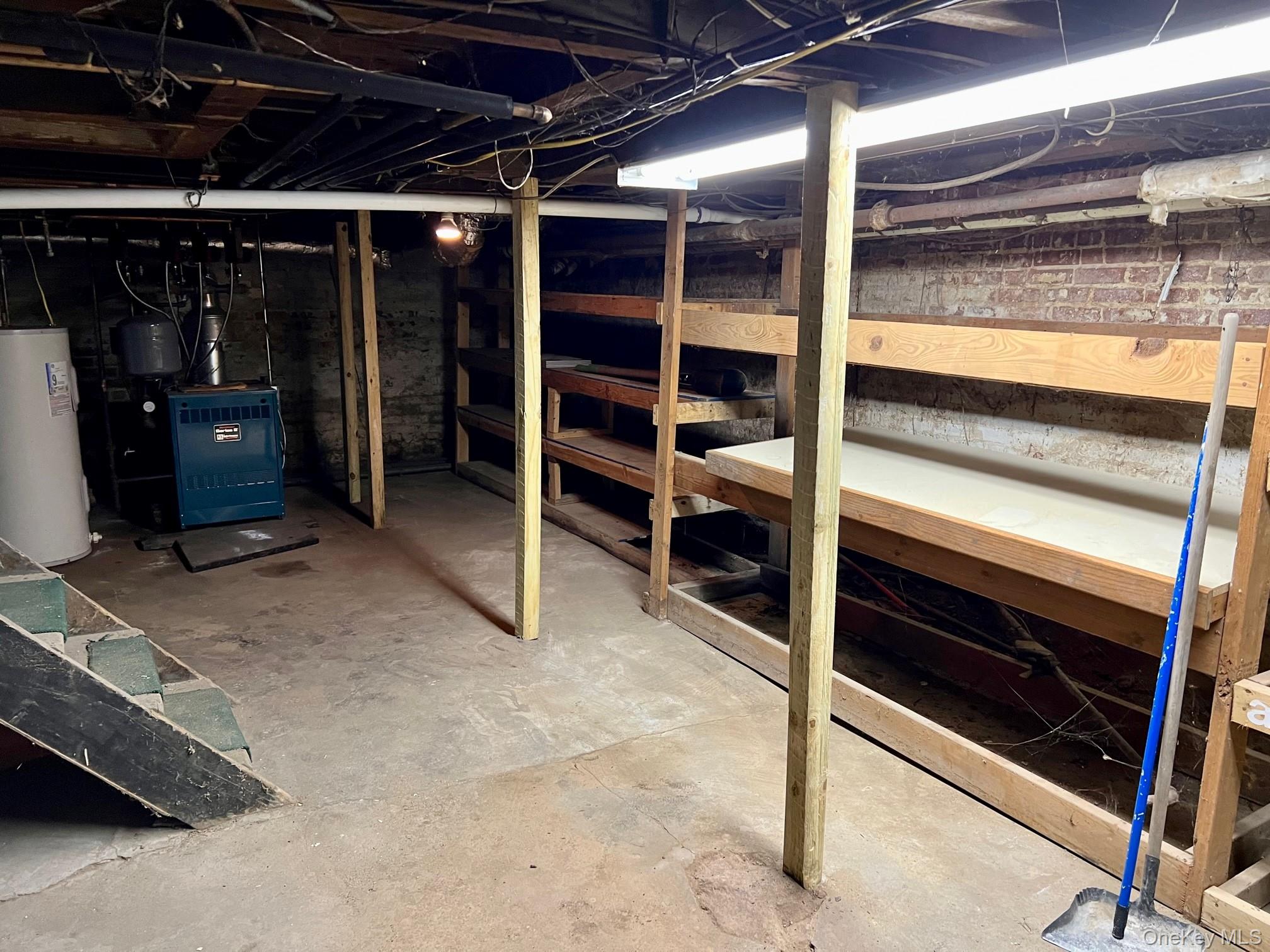 #16 photo, 91 Green Street, Huntington , NY 11743