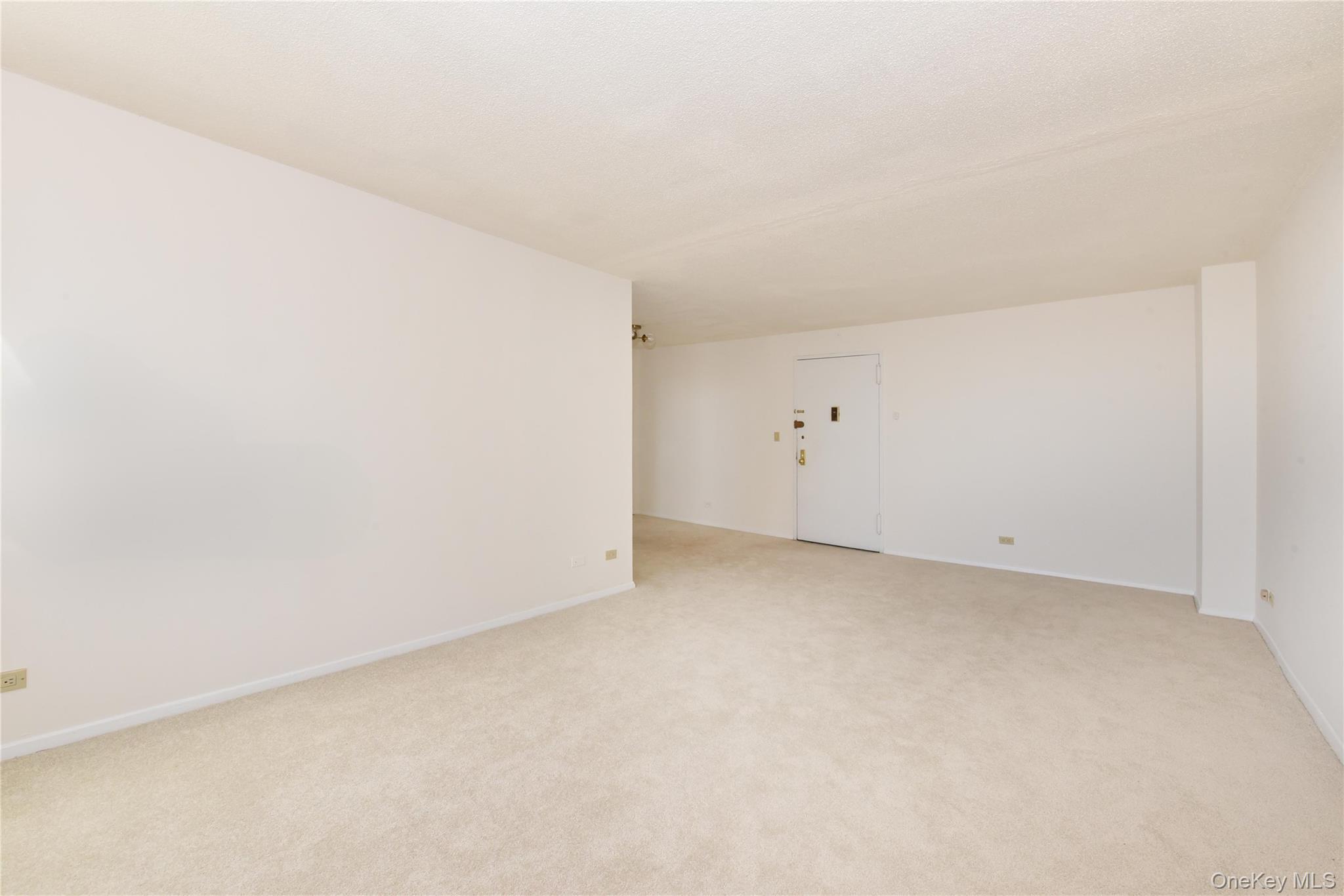 #4 photo, 4140 Union Street, Flushing , NY 11355