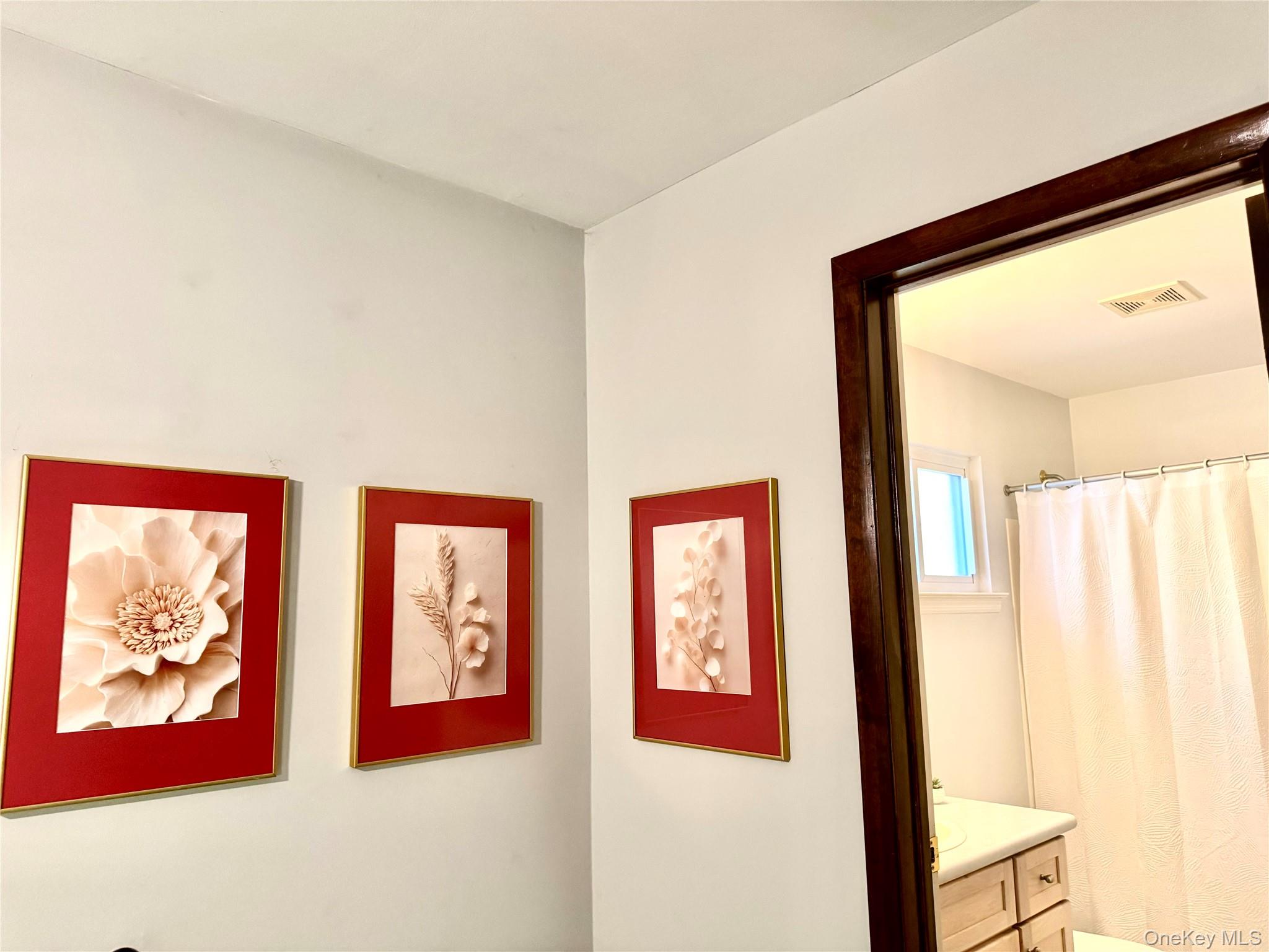 #13 photo, 14 Christa Court, Huntington , NY 11743