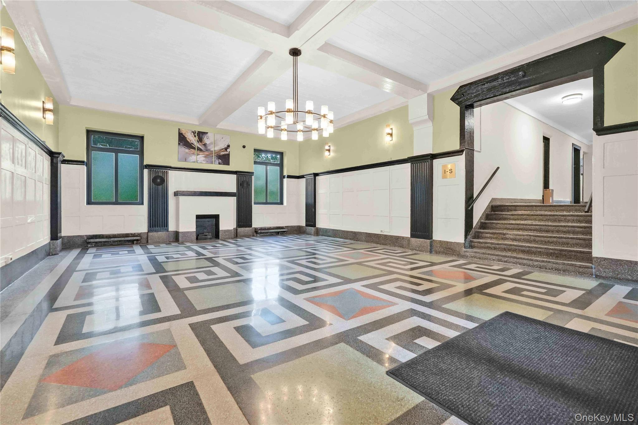 #8 photo, 76-66 Austin Street, Forest Hills , NY 11375